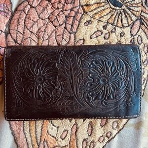 Vintage Ariat Floral Embossed Leather Wallet